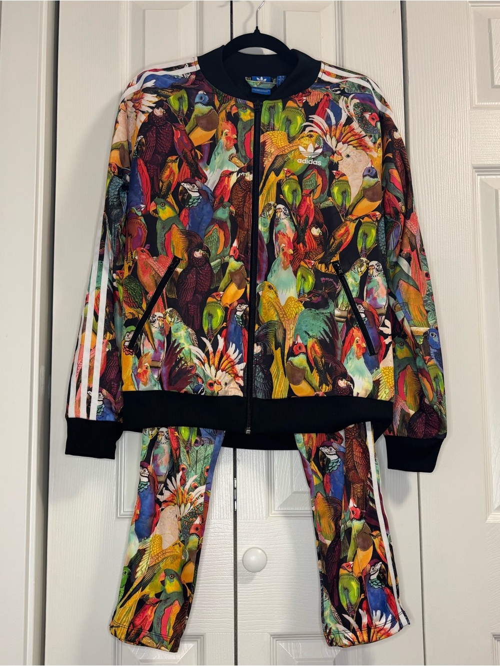 Adidas x Farm Rio Passaredo Parrot Print Trefoil Track Suit / Size M / rare - Picture 2 of 3